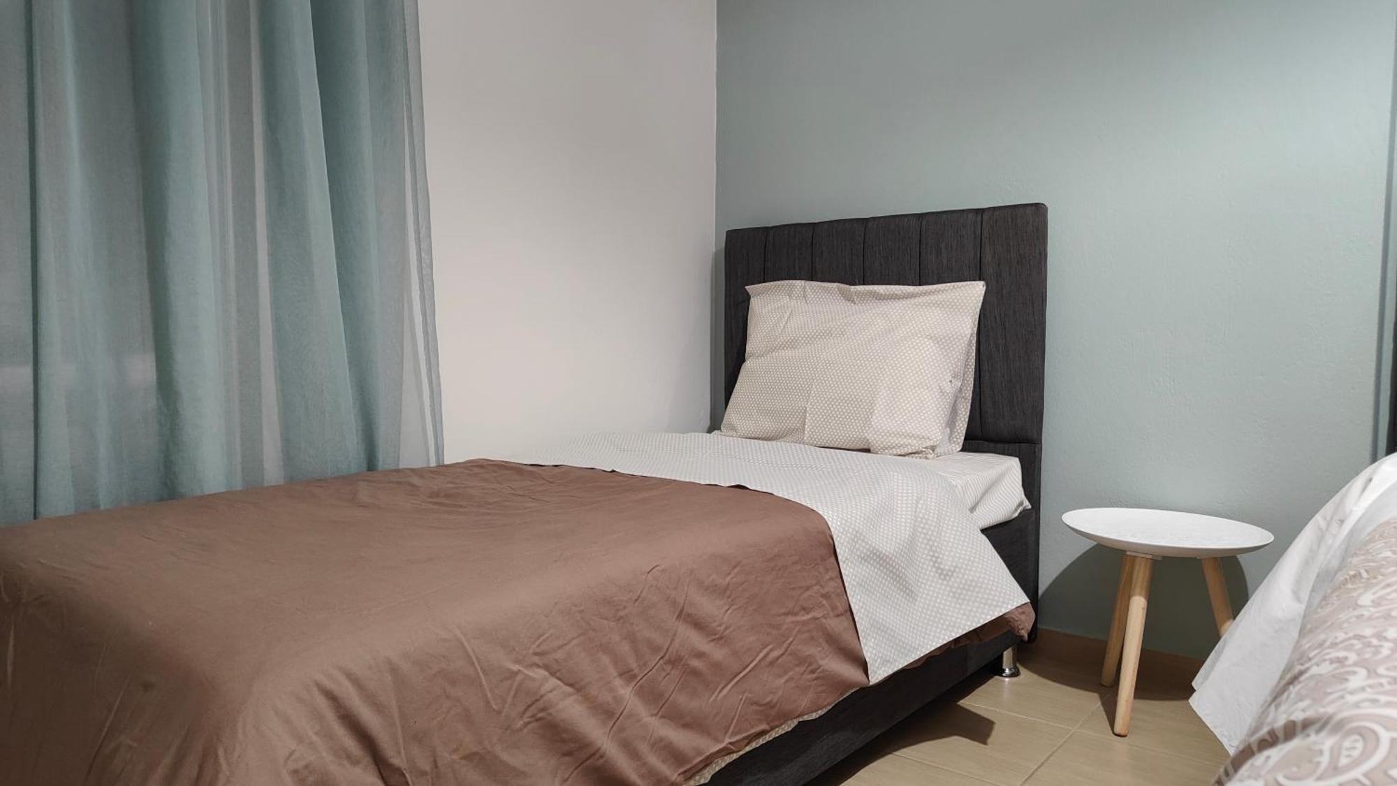 Rock & Roll 1 - Modern Apartment In Trikala Buitenkant foto