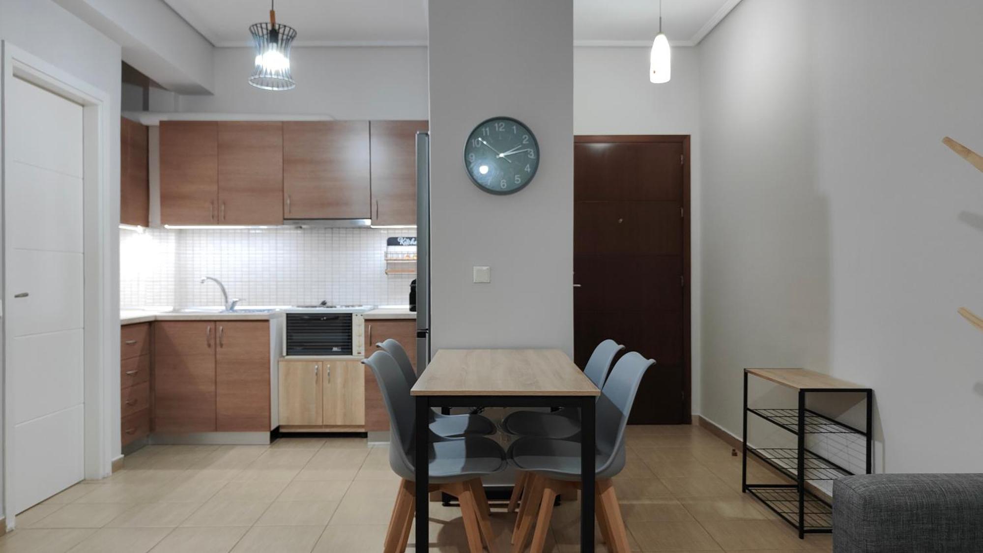 Rock & Roll 1 - Modern Apartment In Trikala Buitenkant foto